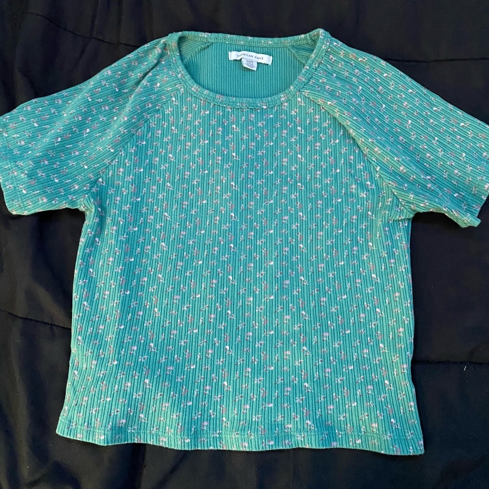 women’s t shirt